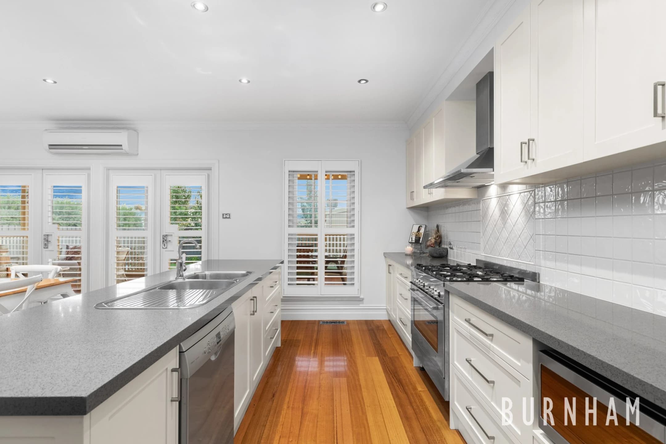 21 Couch Street, Sunshine VIC 3020, Sunshine - Thumbnail 5