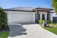 33 Ficus Drive Palmview QLD, Palmview - Thumbnail 2