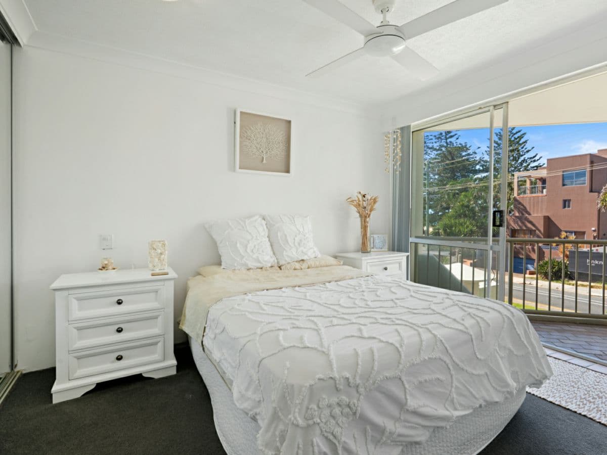 5/158 Hedges Avenue, MERMAID BEACH, Mermaid Beach - Thumbnail 6