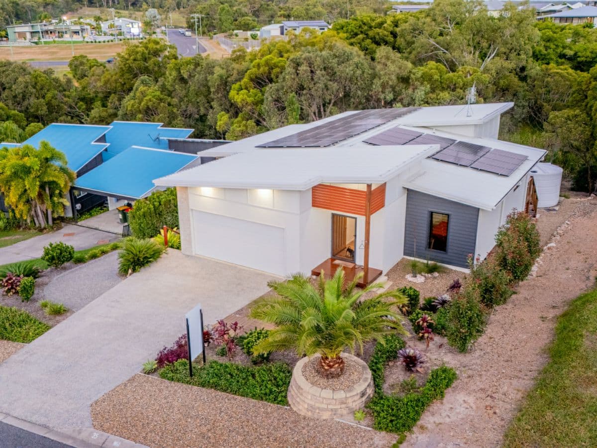 35 Starfish Street, AGNES WATER, Agnes Water - Thumbnail 2