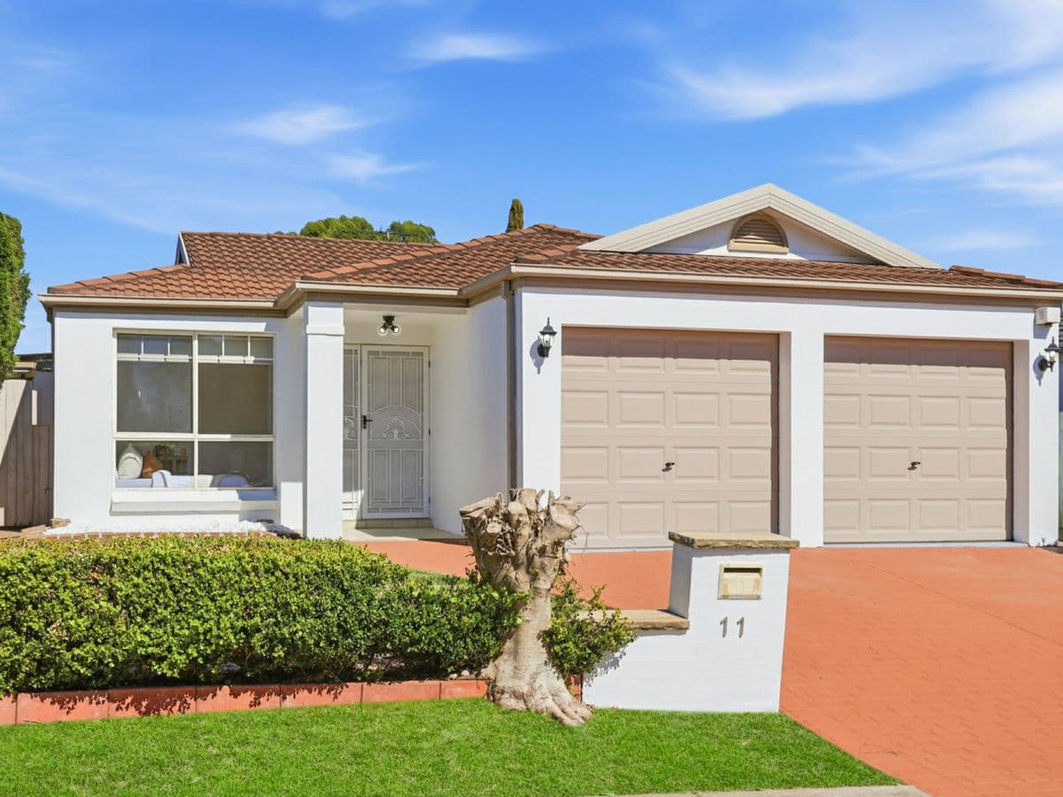 11 Parklea Drive, PARKLEA, Parklea - Thumbnail 2
