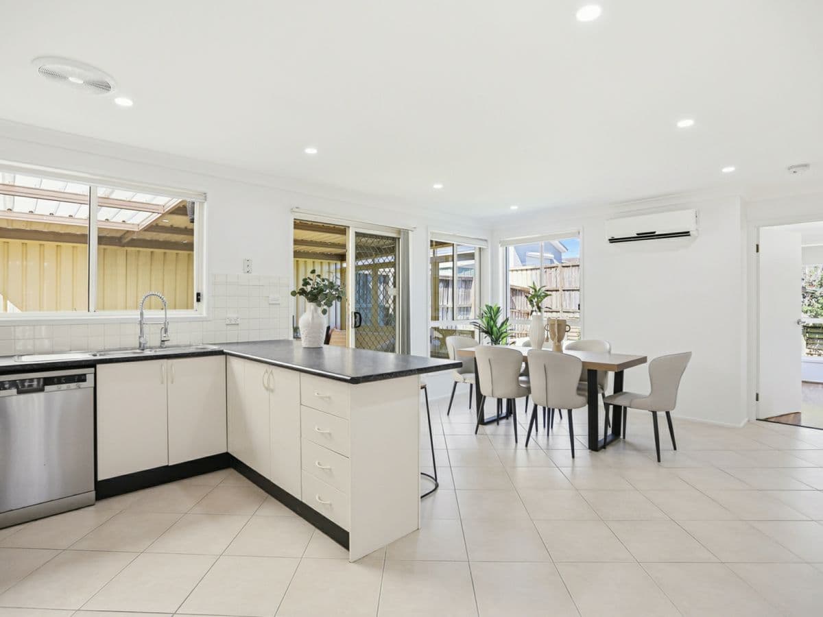 11 Parklea Drive, PARKLEA, Parklea - Thumbnail 7