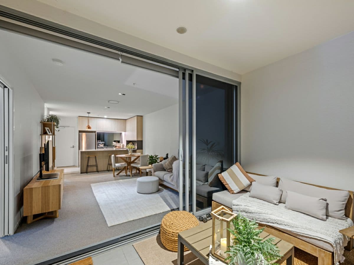 1402/70 Longland Street, NEWSTEAD, Newstead - Thumbnail 6
