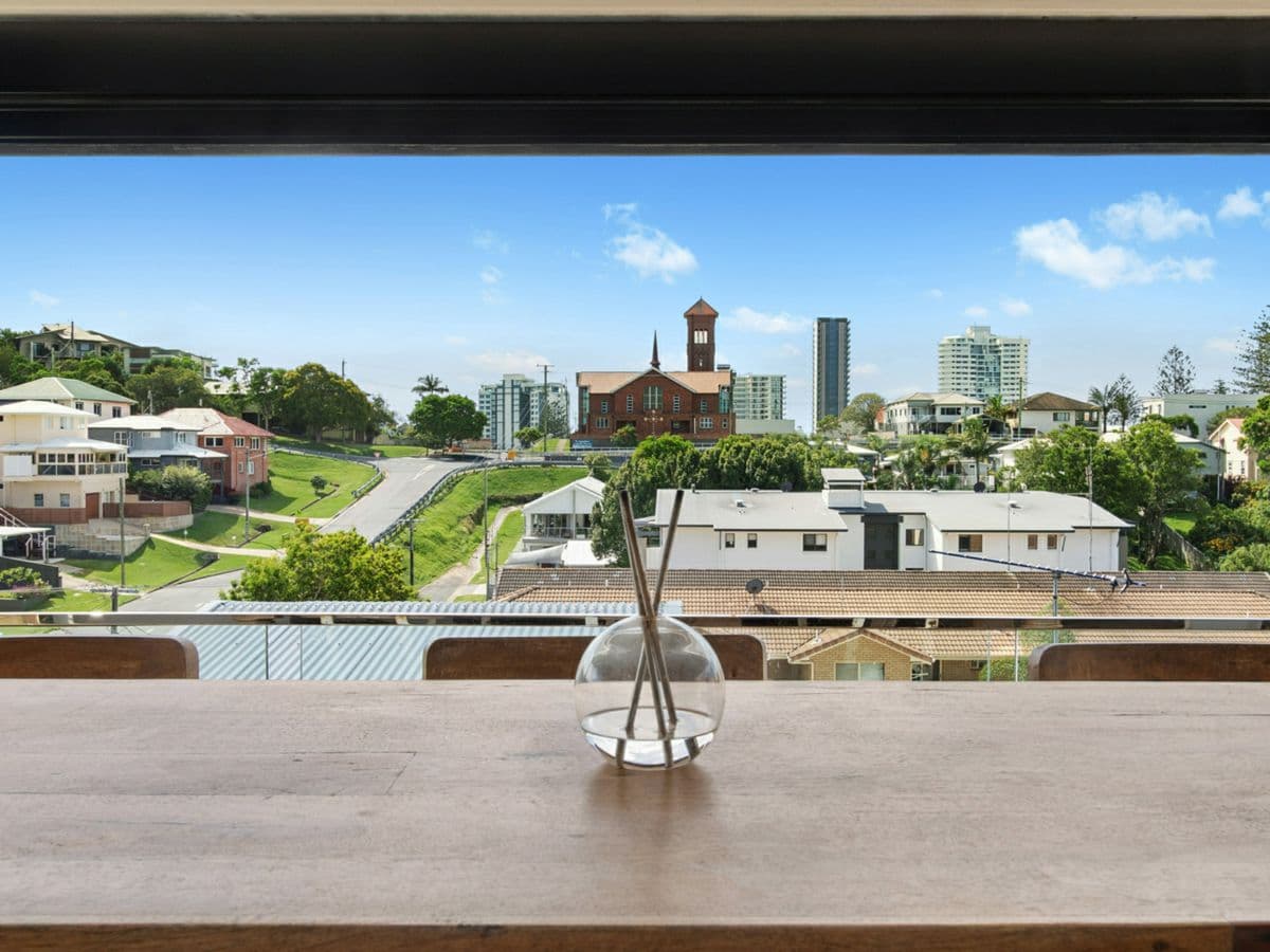 1/80 Mclean Street, COOLANGATTA, Coolangatta - Thumbnail 3