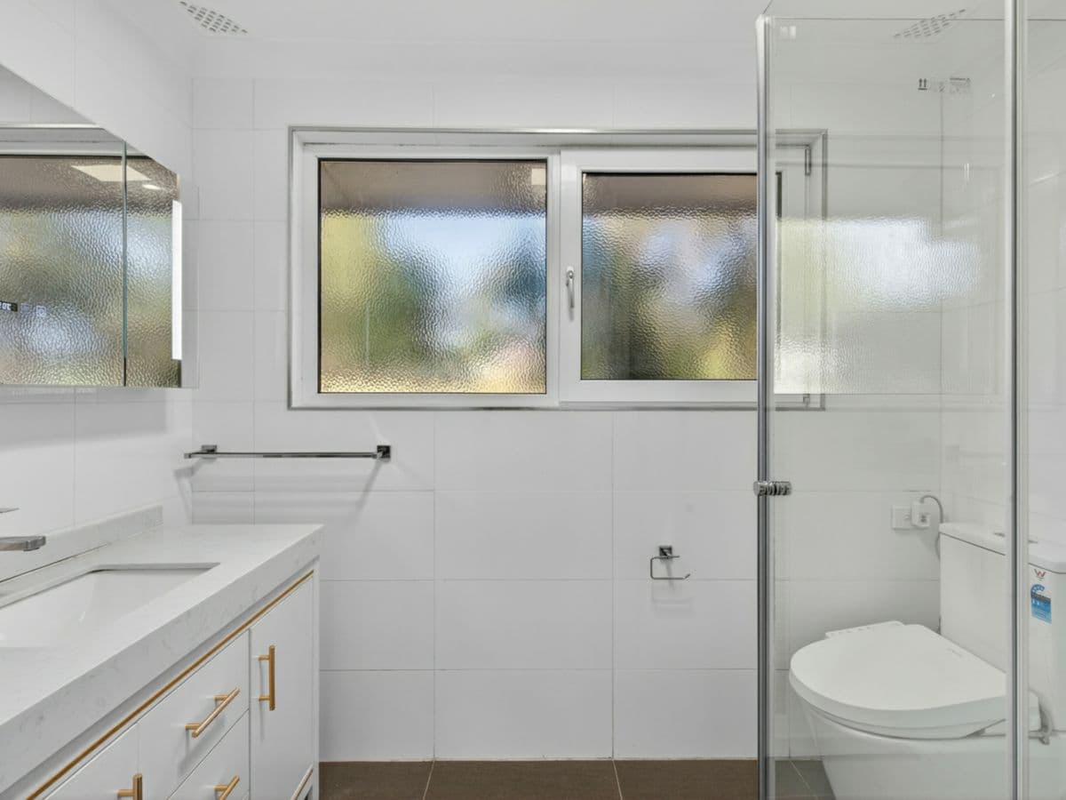 24 Woodcrest Place, CHERRYBROOK, Cherrybrook - Thumbnail 7