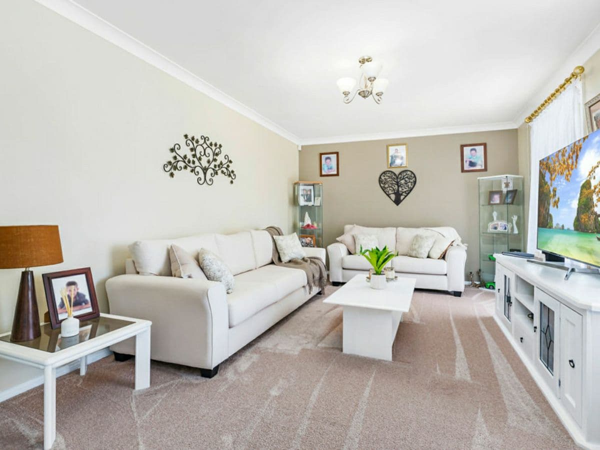 28 Dakota Place, RABY, Raby - Thumbnail 3