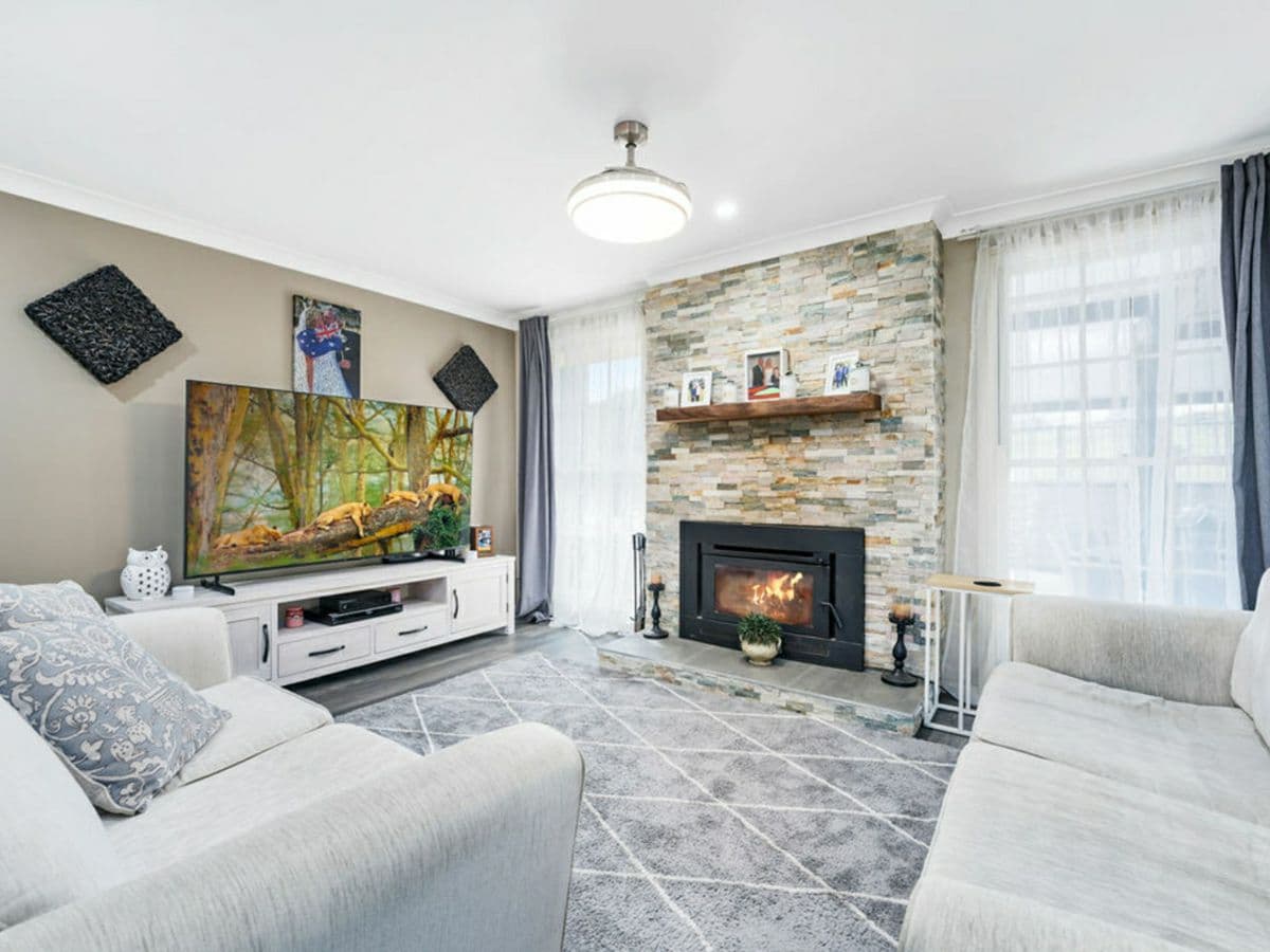 28 Dakota Place, RABY, Raby - Thumbnail 5
