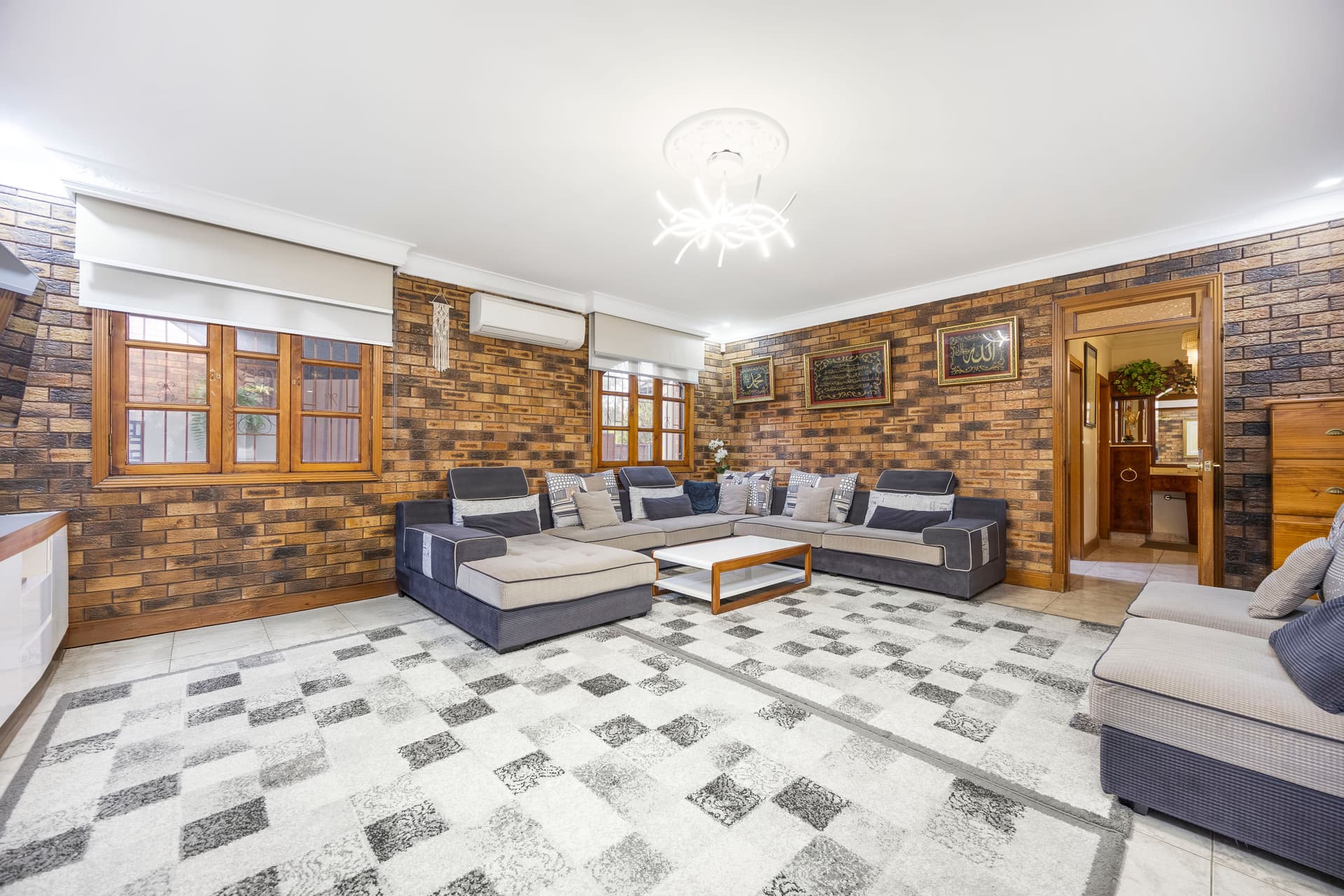 74A Conway Road, Bankstown - Thumbnail 3
