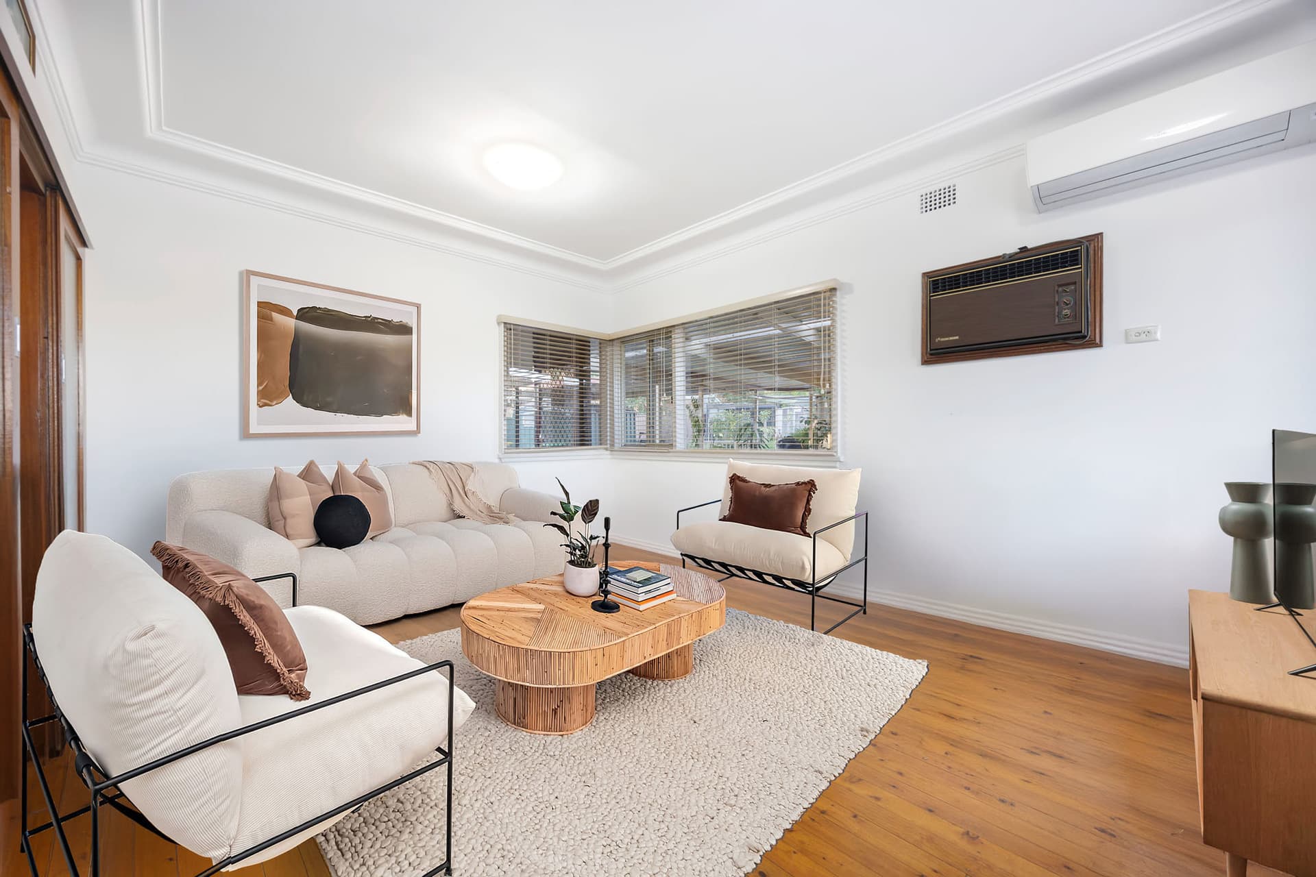 12 Michaels Crescent, Punchbowl - Thumbnail 3