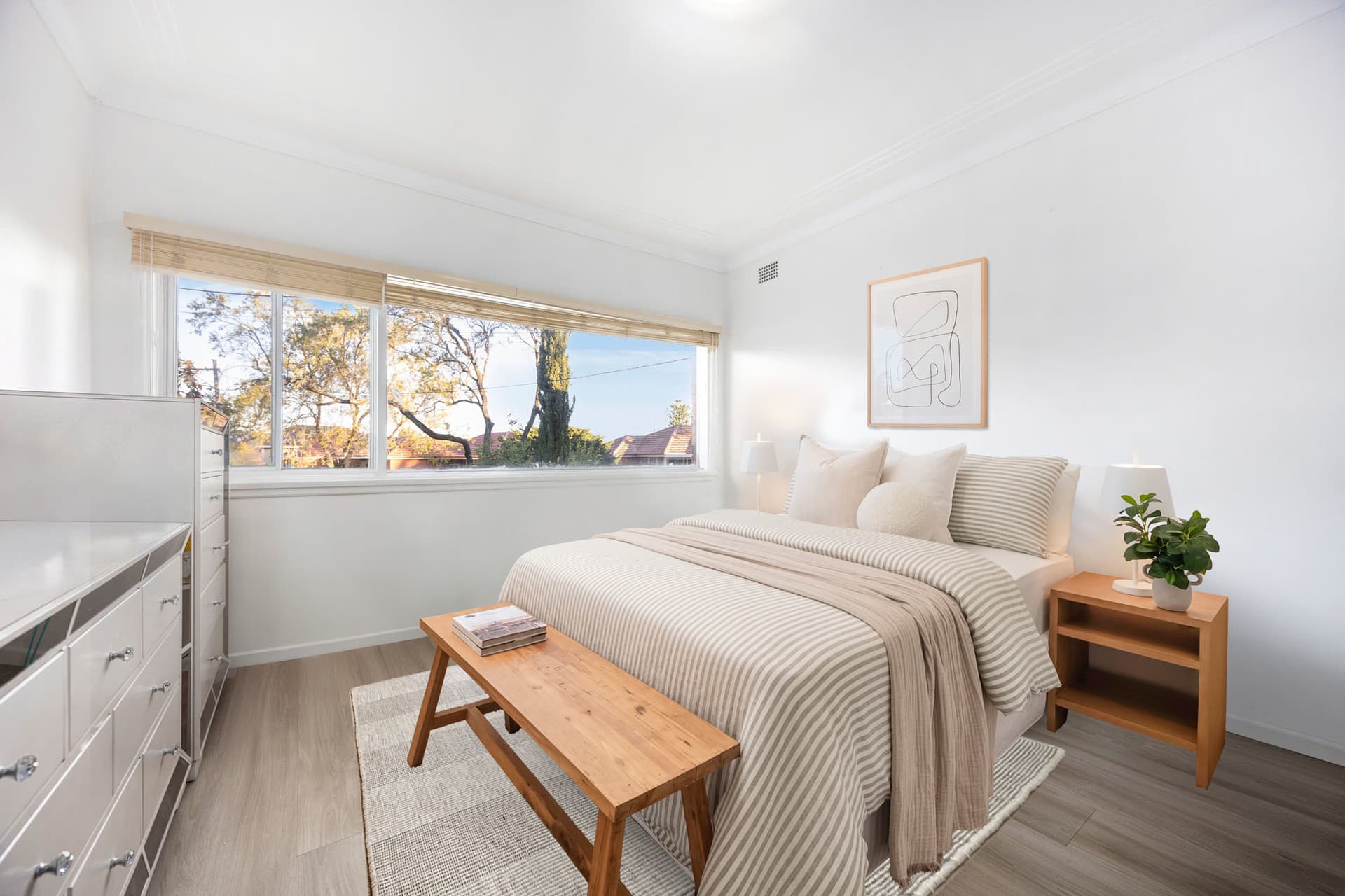 12 Michaels Crescent, Punchbowl - Thumbnail 4