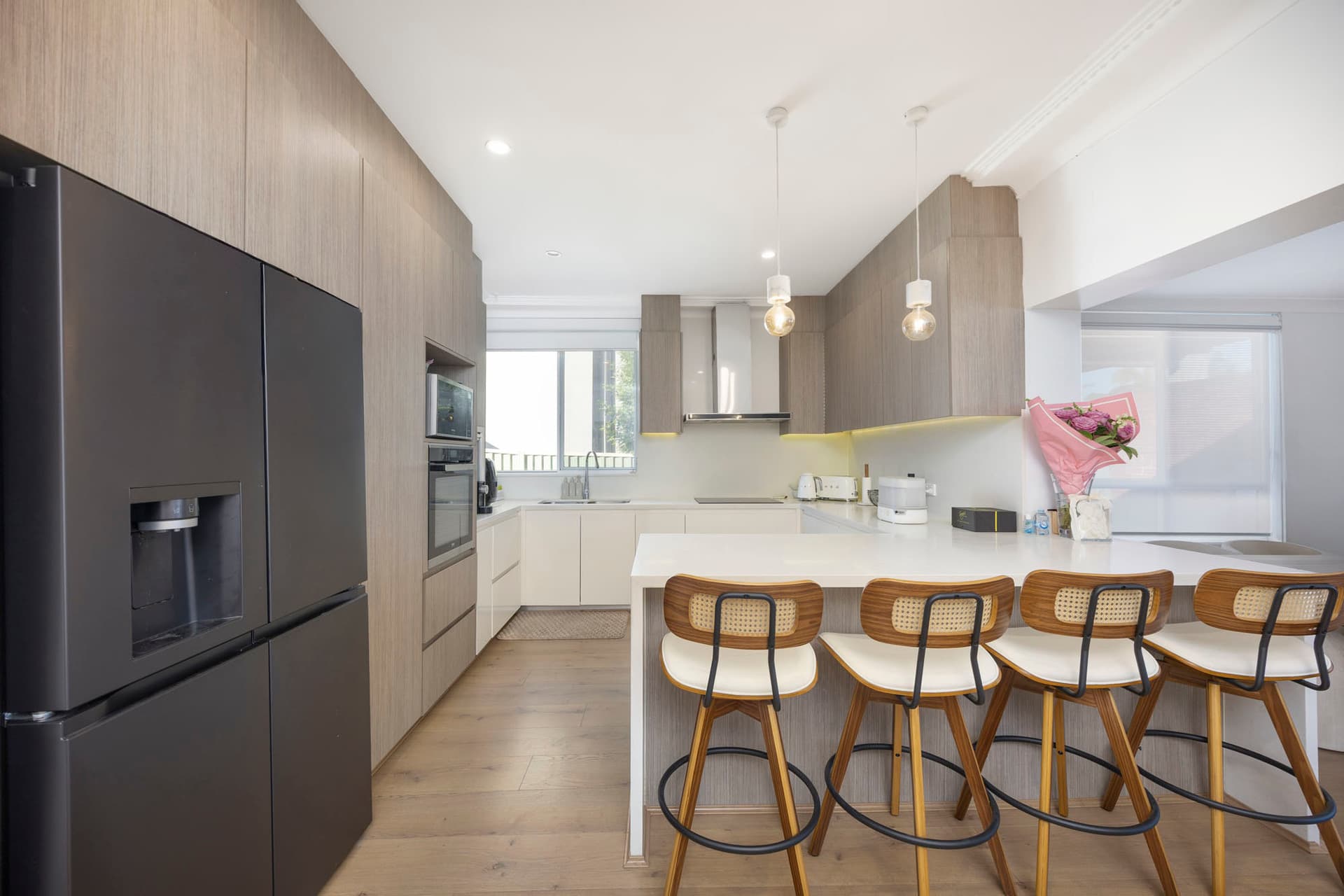33 Surrey Avenue, Georges Hall - Thumbnail 7