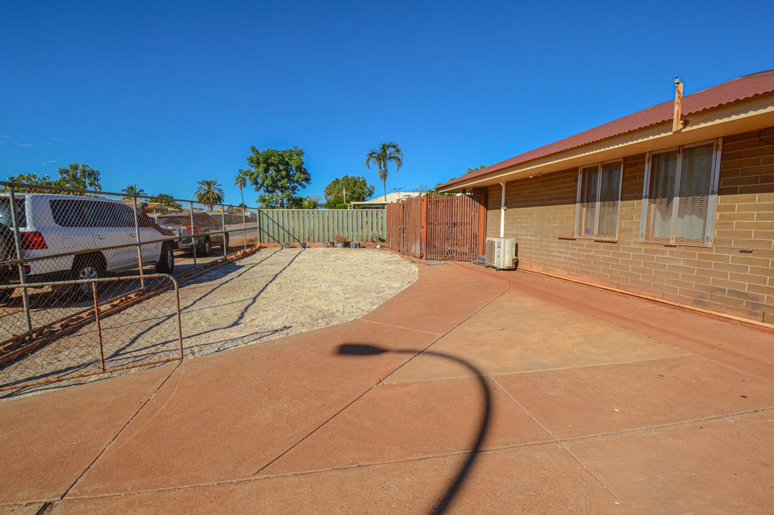 16 Barrow Place, South Hedland, South Hedland - Thumbnail 2