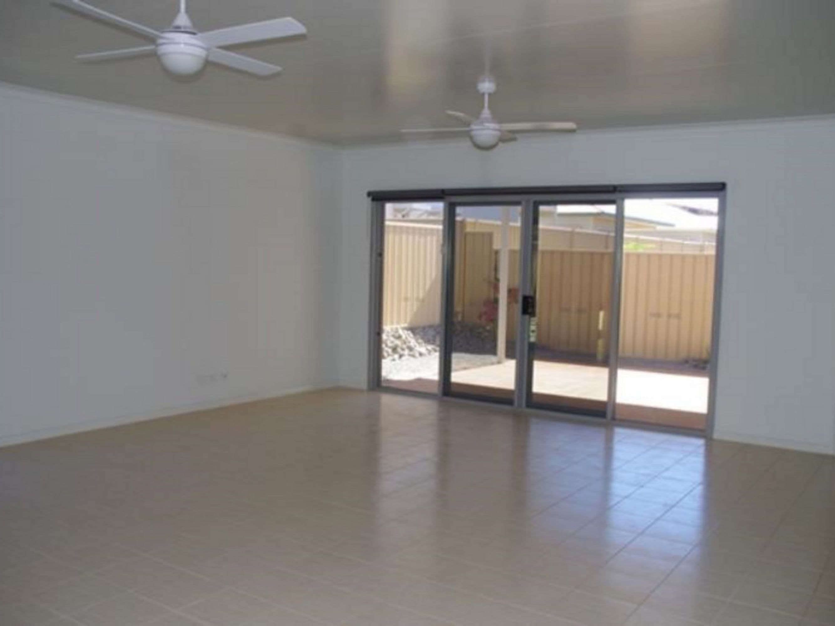 18 MullaMulla Street, Newman, Newman - Thumbnail 2