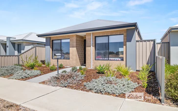 130 The Boulevard, Australind, WA, 6233, Australind - Image 1