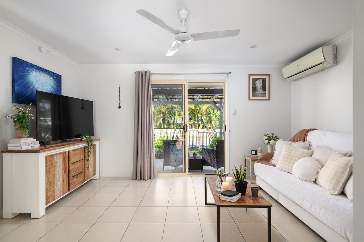 80 Golden Hind Avenue, Cooloola Cove - Thumbnail 3