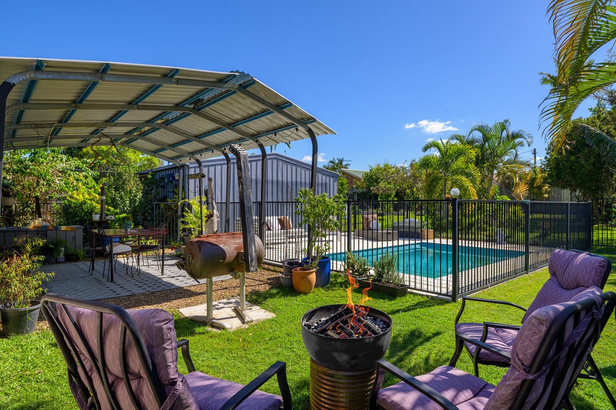 80 Golden Hind Avenue, Cooloola Cove - Thumbnail 4