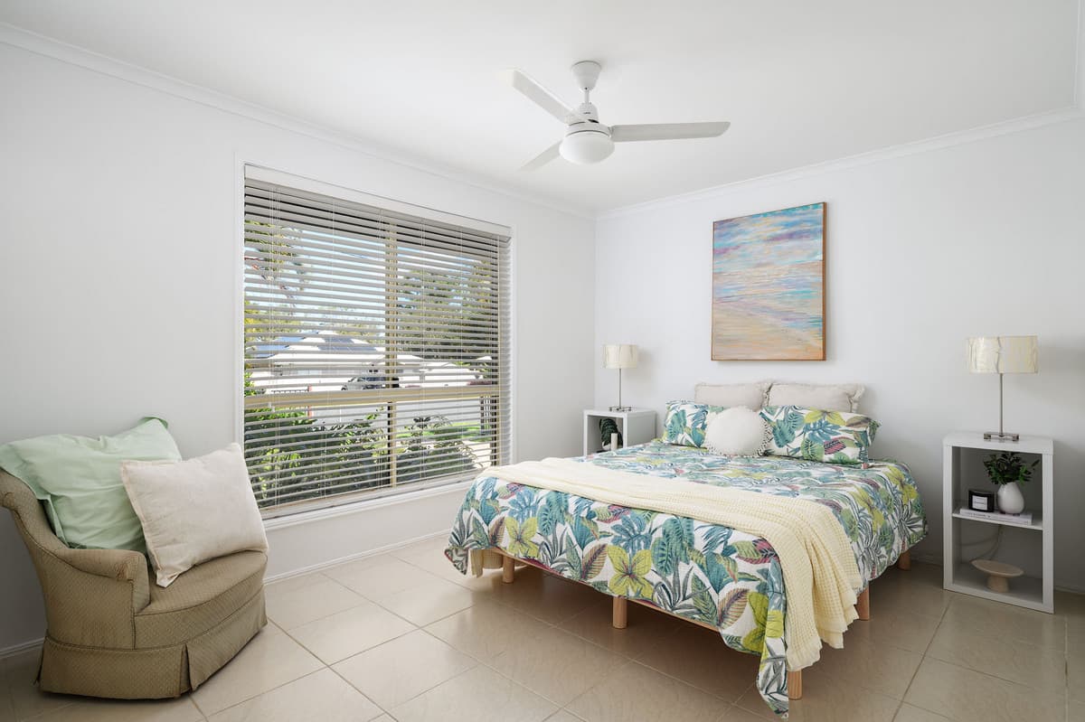 80 Golden Hind Avenue, Cooloola Cove - Thumbnail 5