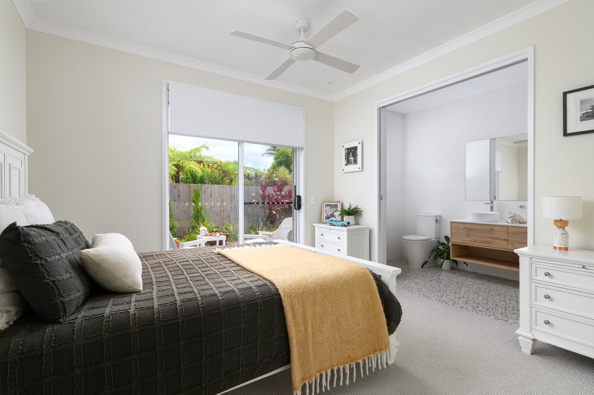 83 Esplanade, Tin Can Bay - Thumbnail 6