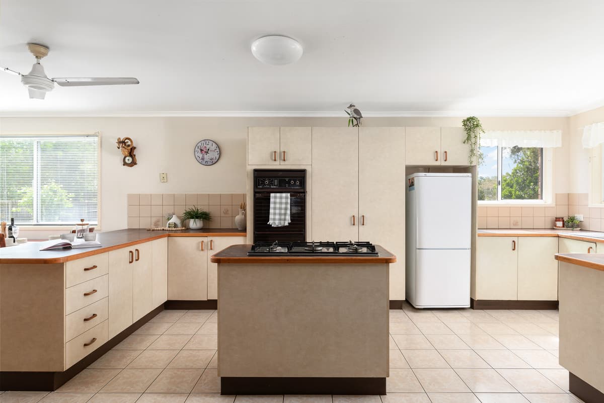 23 Atlantis Avenue, Cooloola Cove - Thumbnail 4
