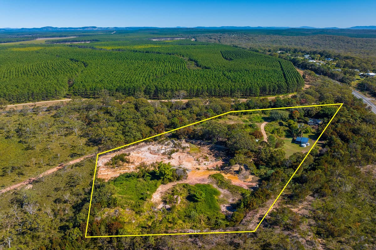15 Rainbow Beach Road, Wallu - Image 1