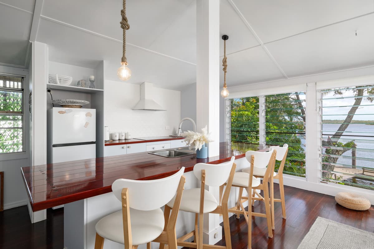 19 Esplanade, Tin Can Bay - Thumbnail 3