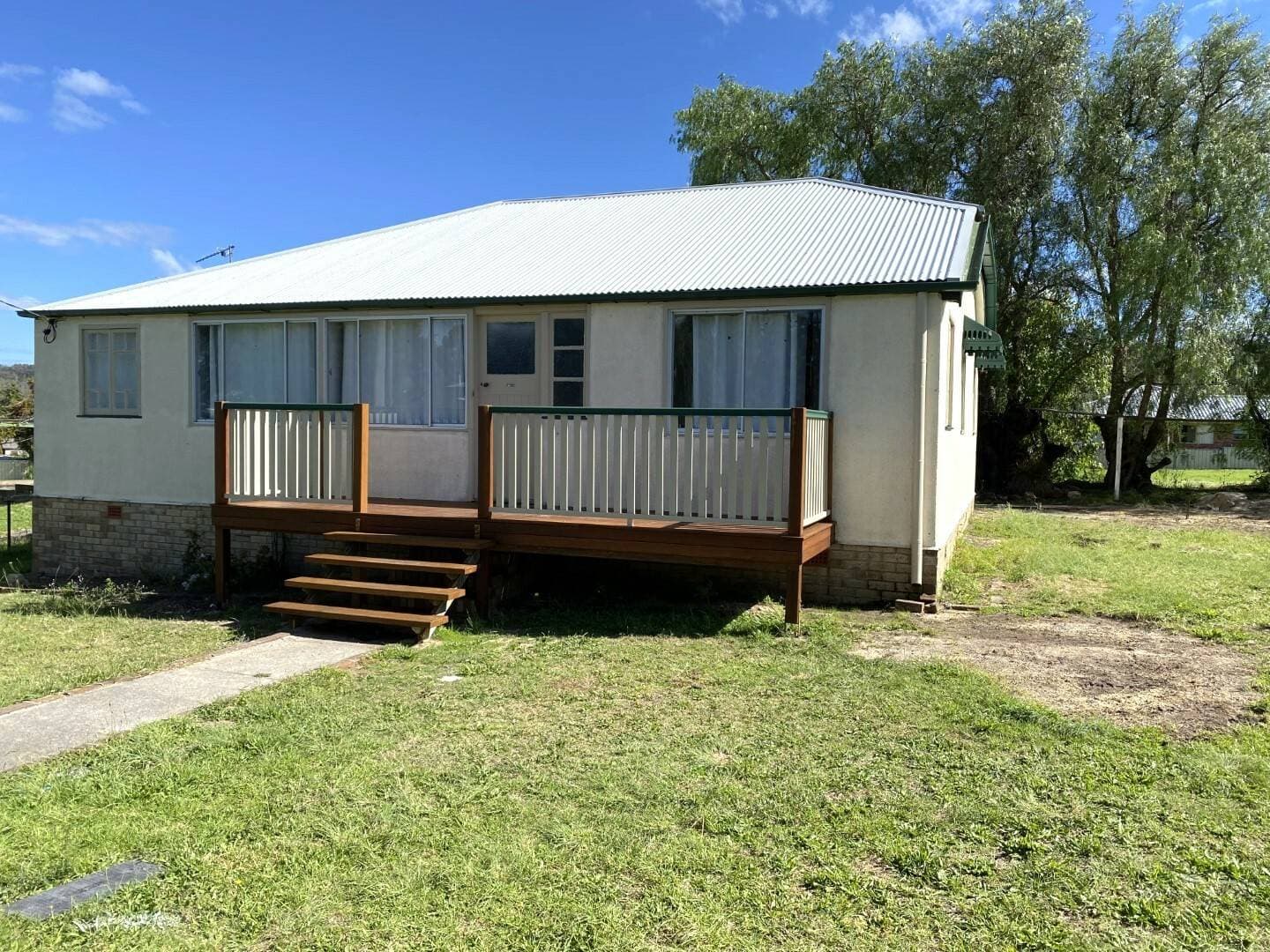20 Ruby St, Stanthorpe QLD 4380, Stanthorpe - Thumbnail 2