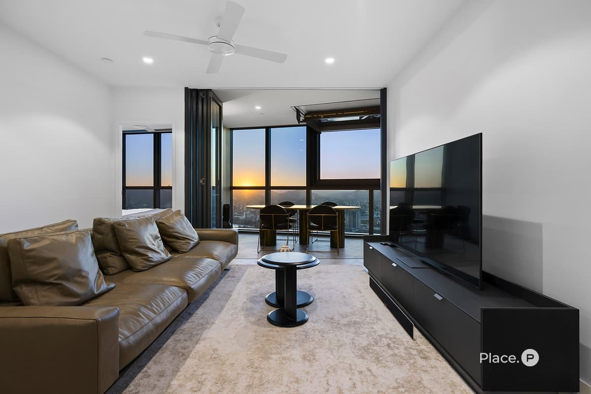 8 Margaret Street, Brisbane City - Thumbnail 2