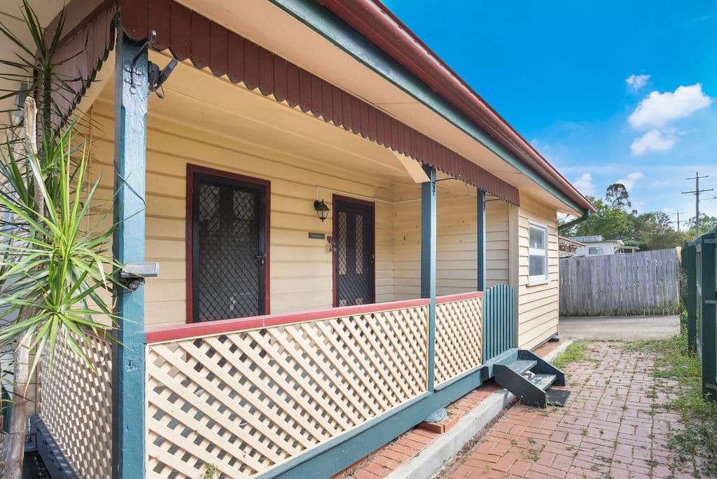 70 Gladstone Road, Coalfalls - Thumbnail 2