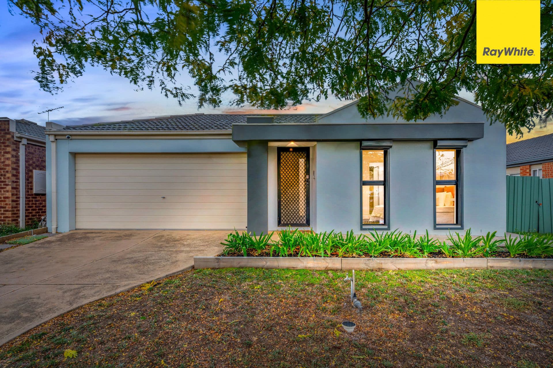 20 Glencroft Terrace, Melton West VIC 3337, Melton West - Image 1