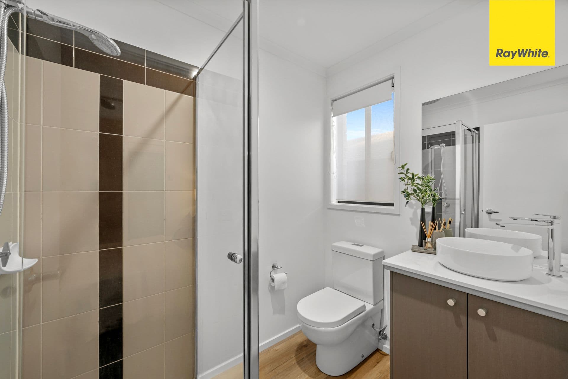 20 Glencroft Terrace, Melton West VIC 3337, Melton West - Thumbnail 3