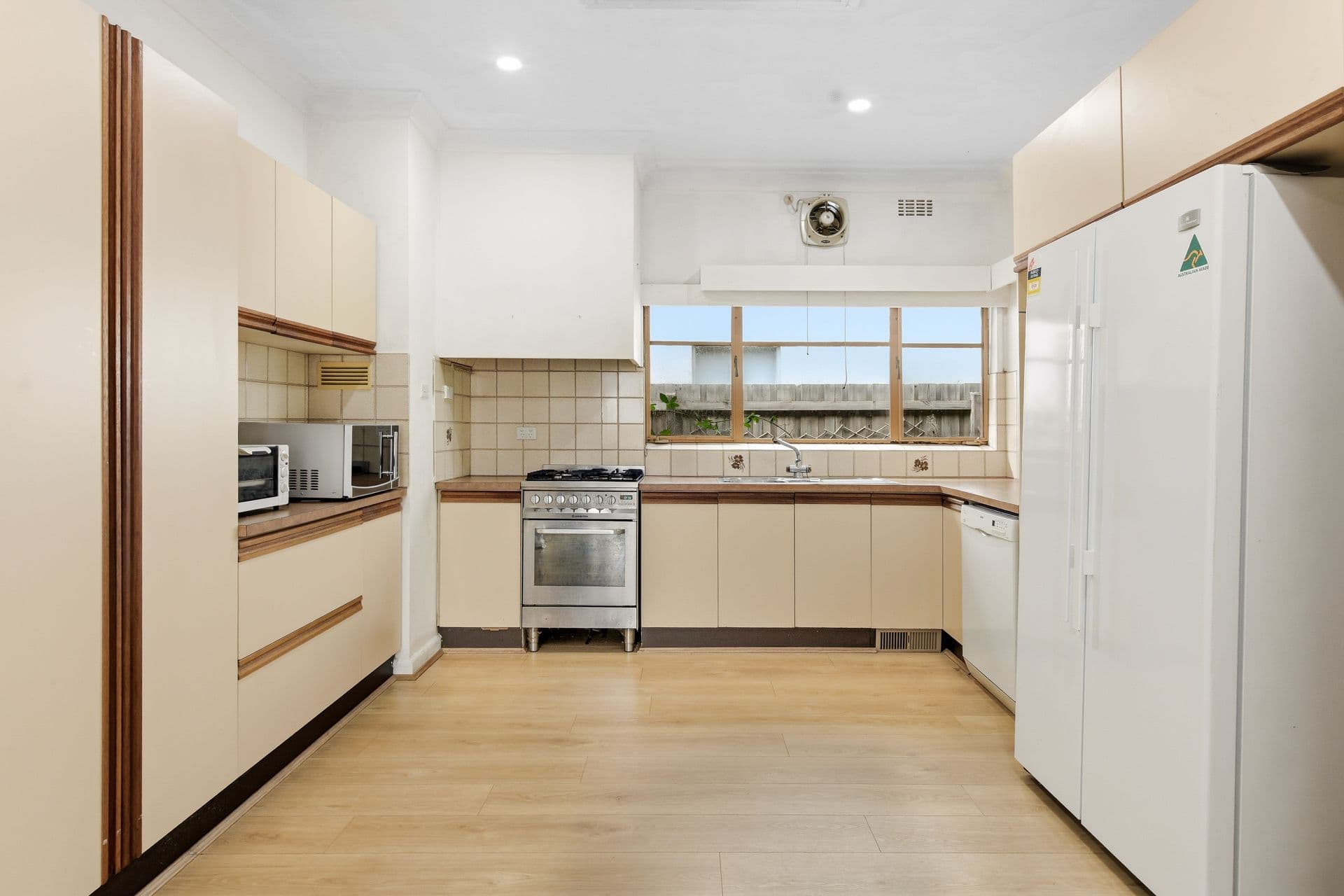 47 Mount Street, Glen Waverley VIC 3150, Glen Waverley - Thumbnail 6