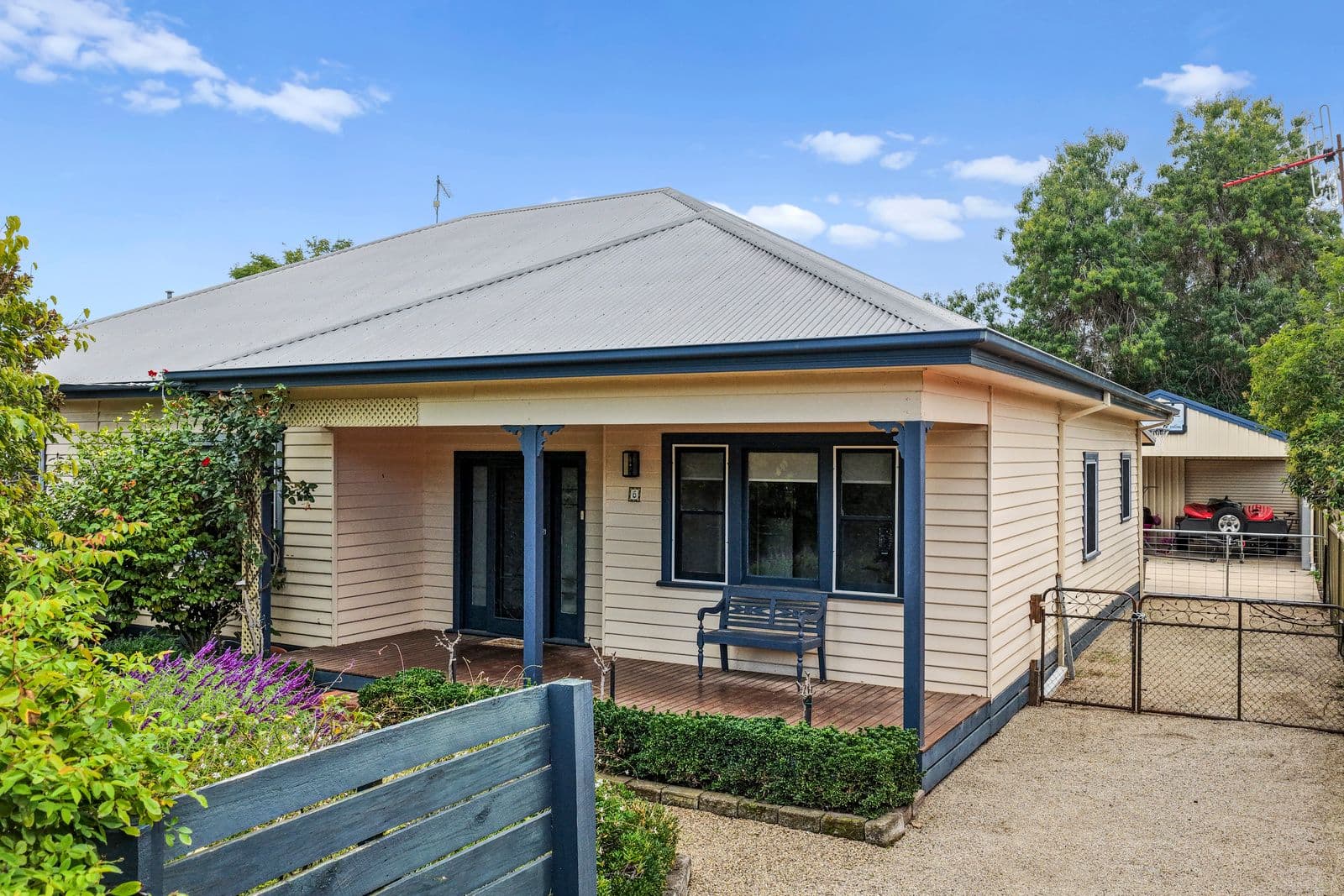 6 Deas Street, Benalla VIC 3672, Benalla - Image 1