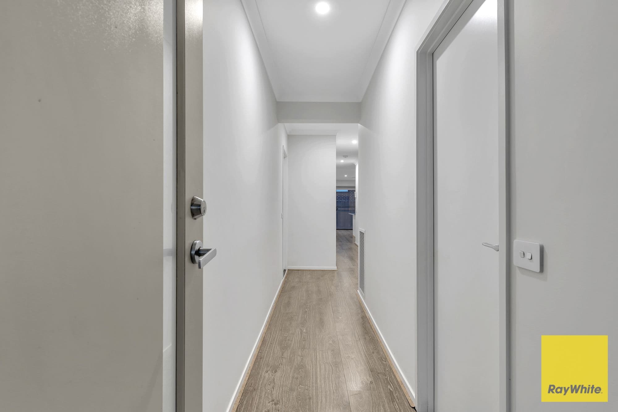 13 Namadgi Crescent, Truganina VIC 3029, Truganina - Thumbnail 3
