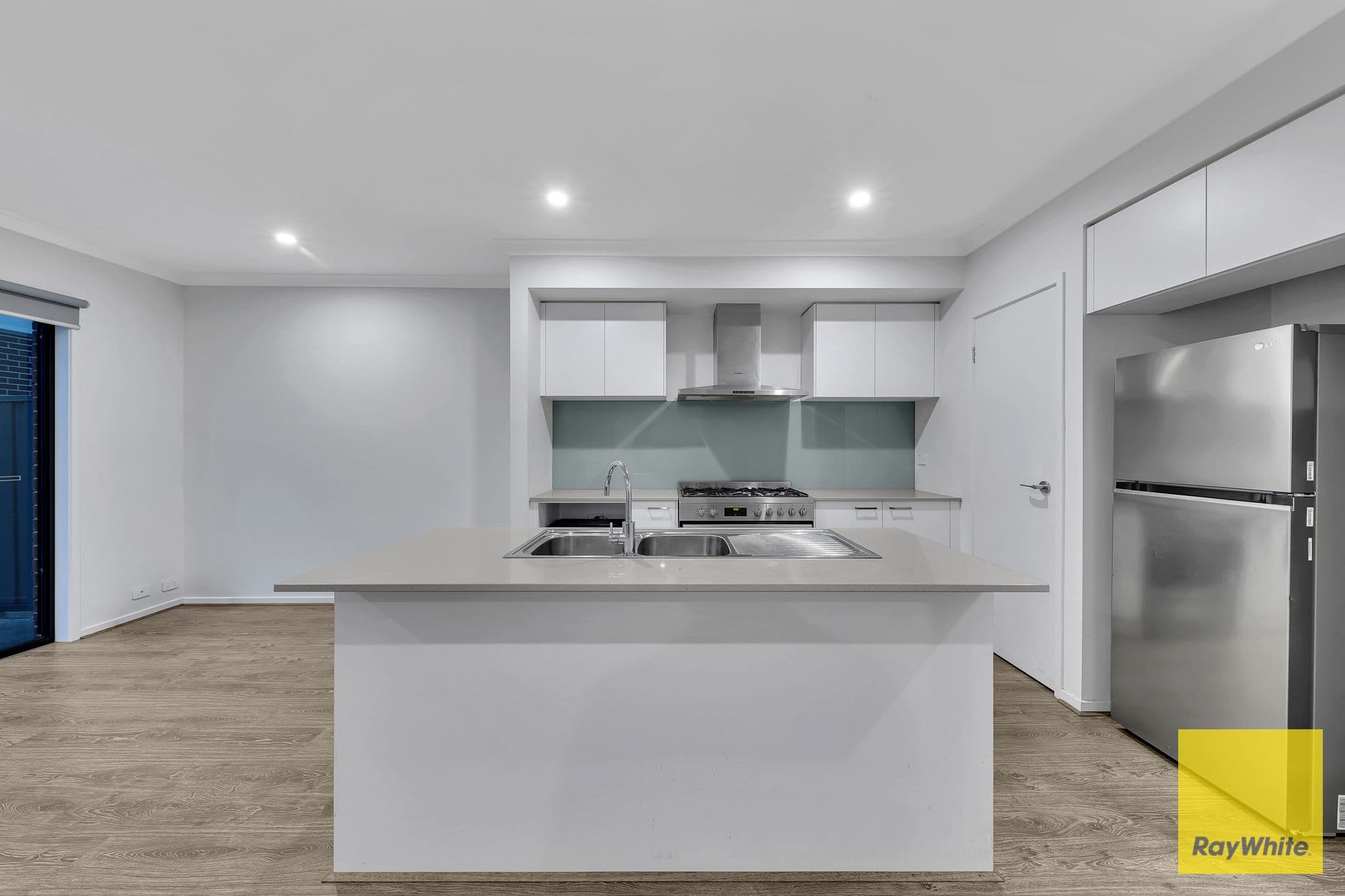 13 Namadgi Crescent, Truganina VIC 3029, Truganina - Thumbnail 4