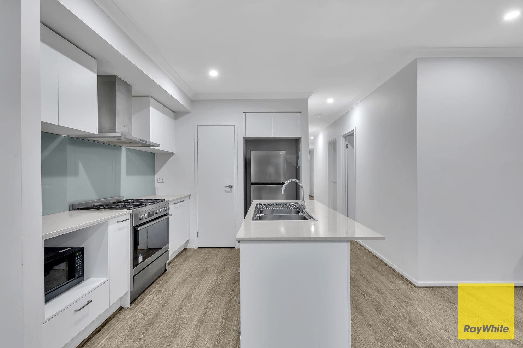 13 Namadgi Crescent, Truganina VIC 3029, Truganina - Thumbnail 6