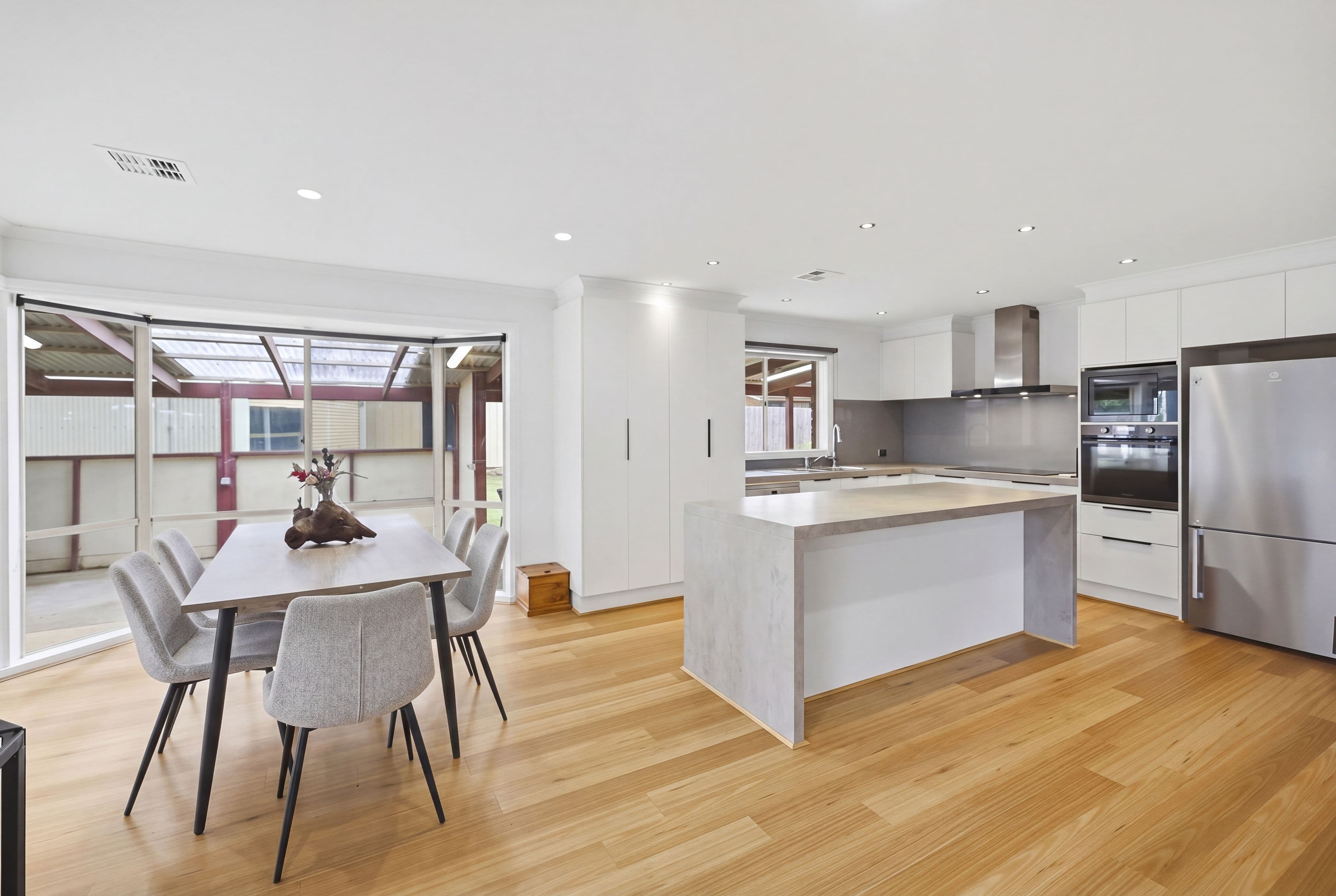 10 Acacia Court, Romsey VIC 3434, Romsey - Thumbnail 5