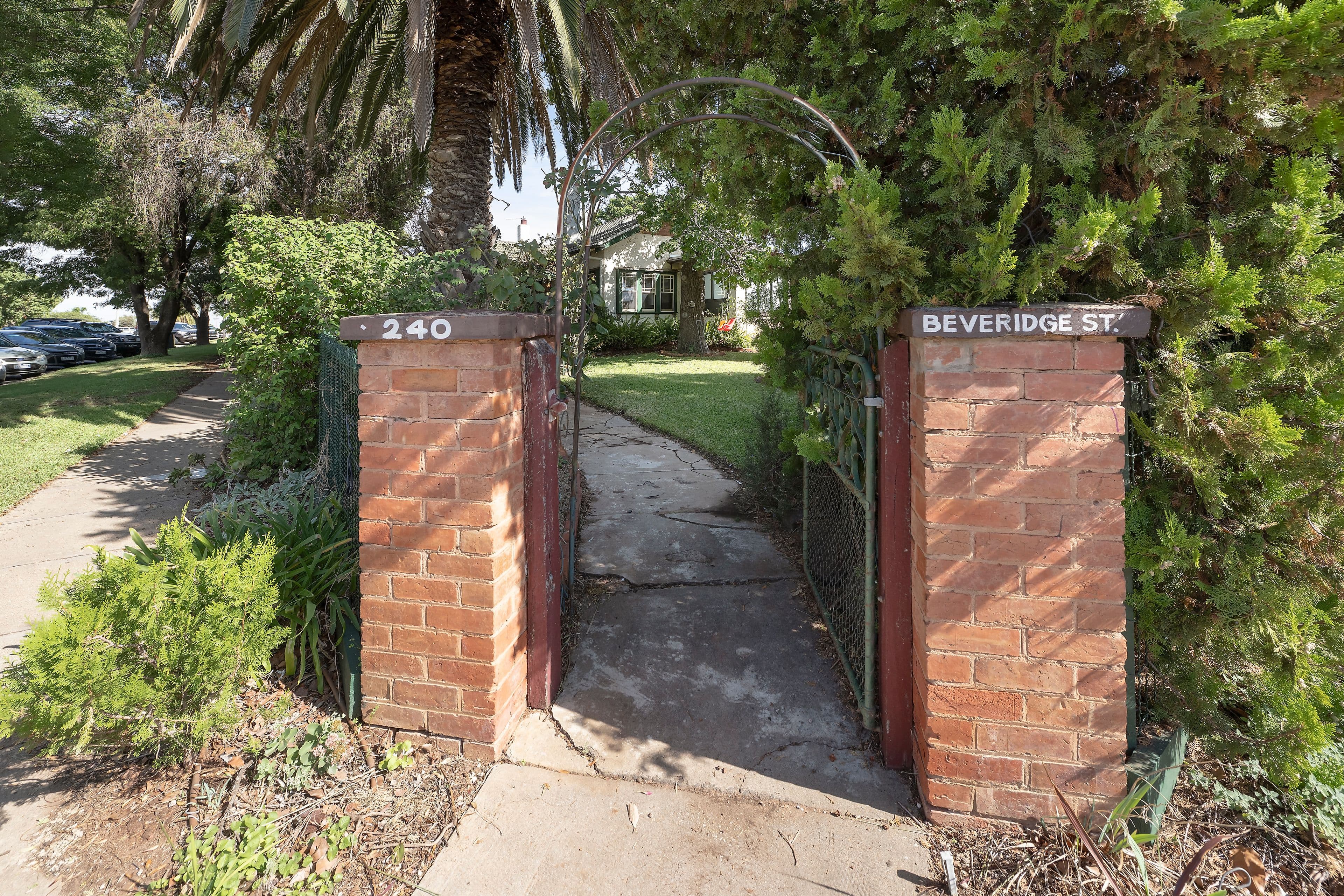 240 Beveridge Street, Swan Hill VIC 3585, Swan Hill - Thumbnail 2