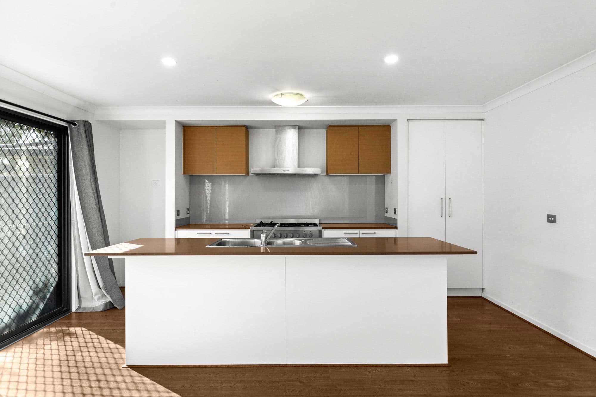 35 Attunga Grove, Werribee VIC 3030, Werribee - Thumbnail 2
