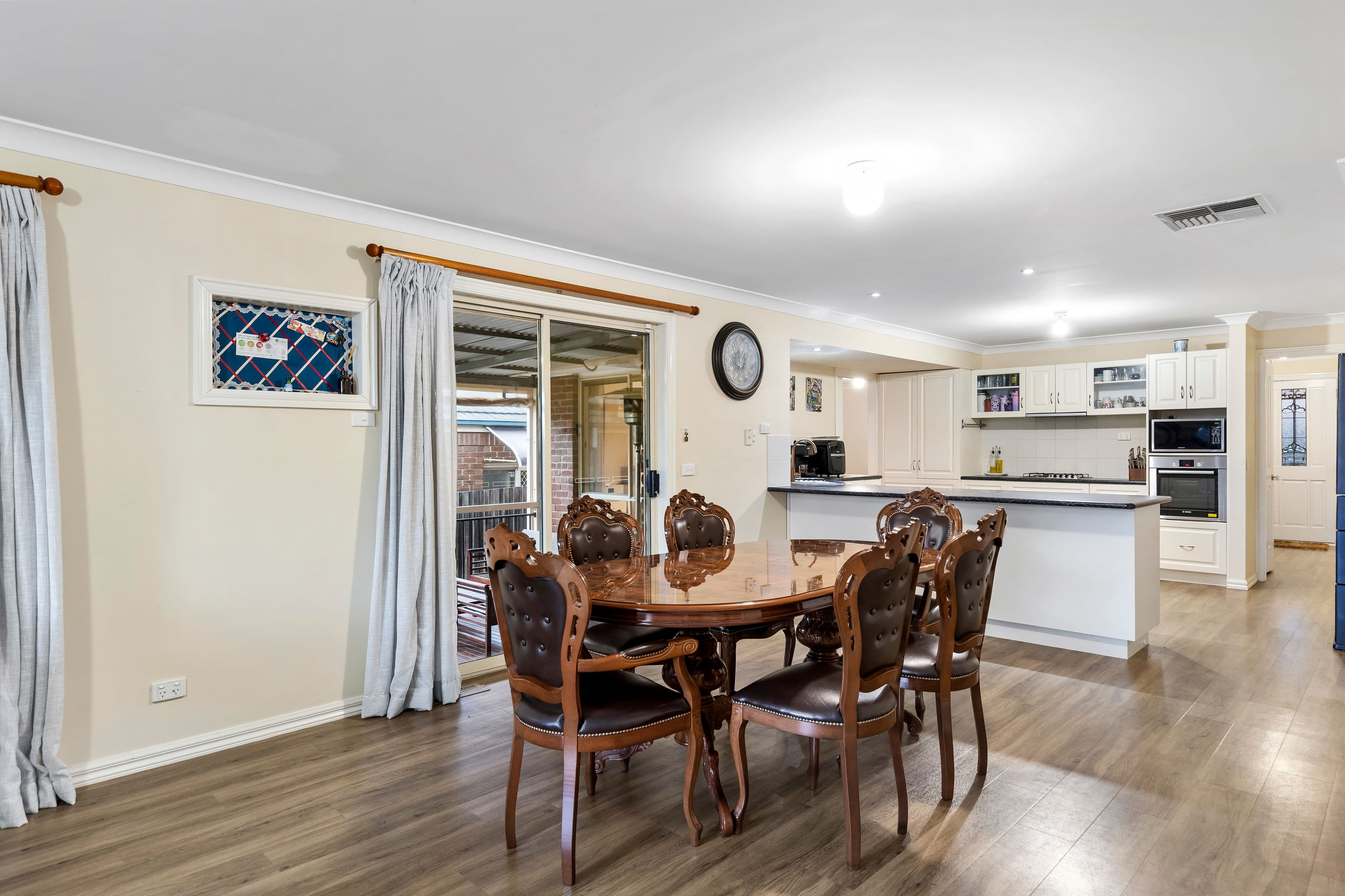 18 Honeyeater Terrace, South Morang VIC 3752, South Morang - Thumbnail 3