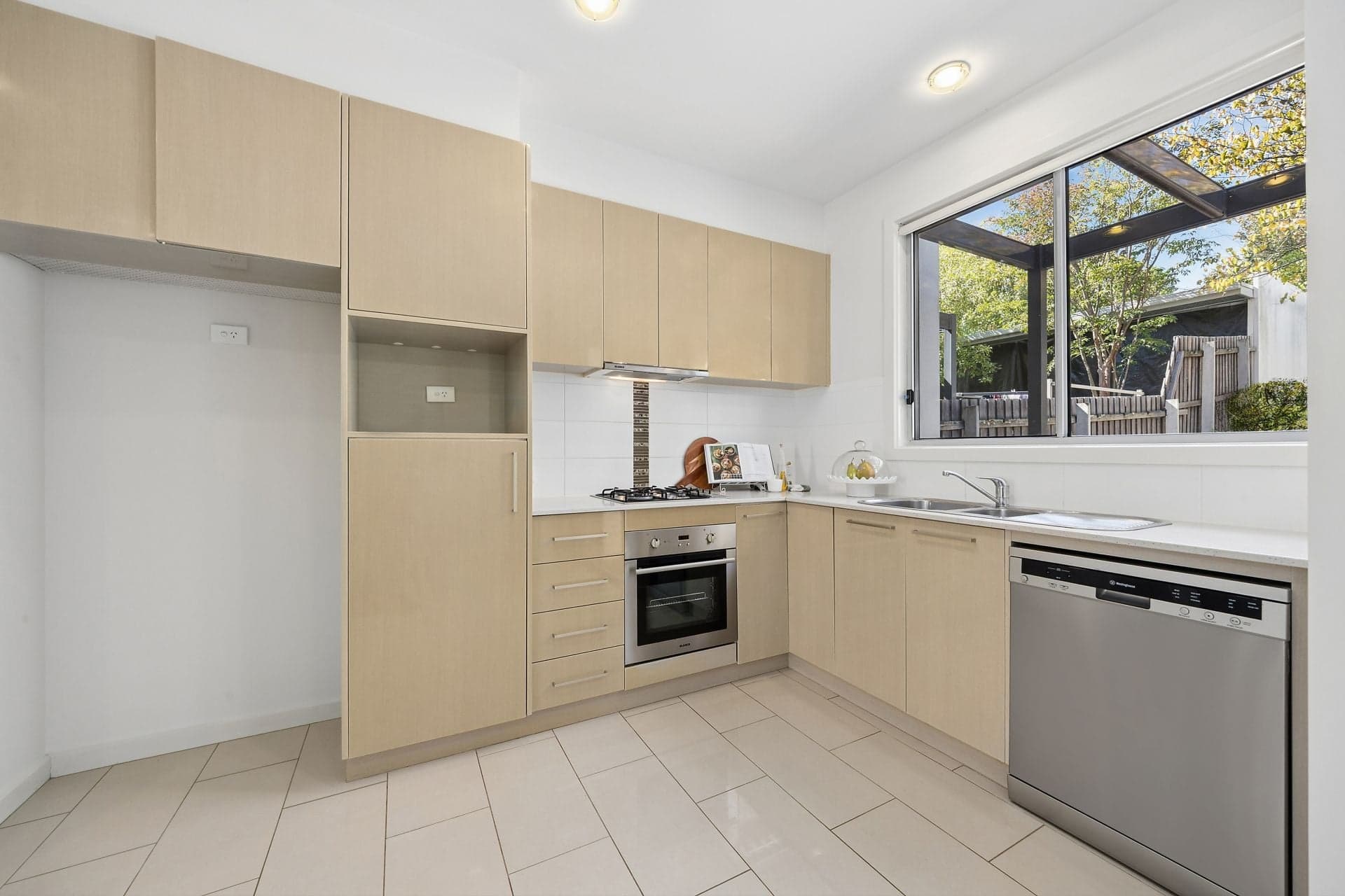 14 Dobikin Street, Crace, Crace - Thumbnail 7