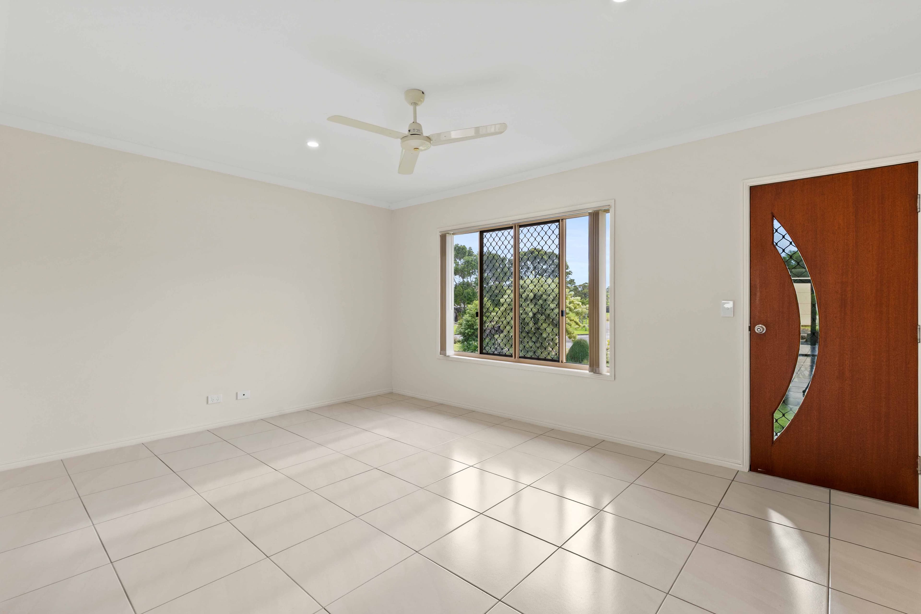 1 Kingfisher Drive, Oakhurst QLD 4650, Oakhurst - Thumbnail 4