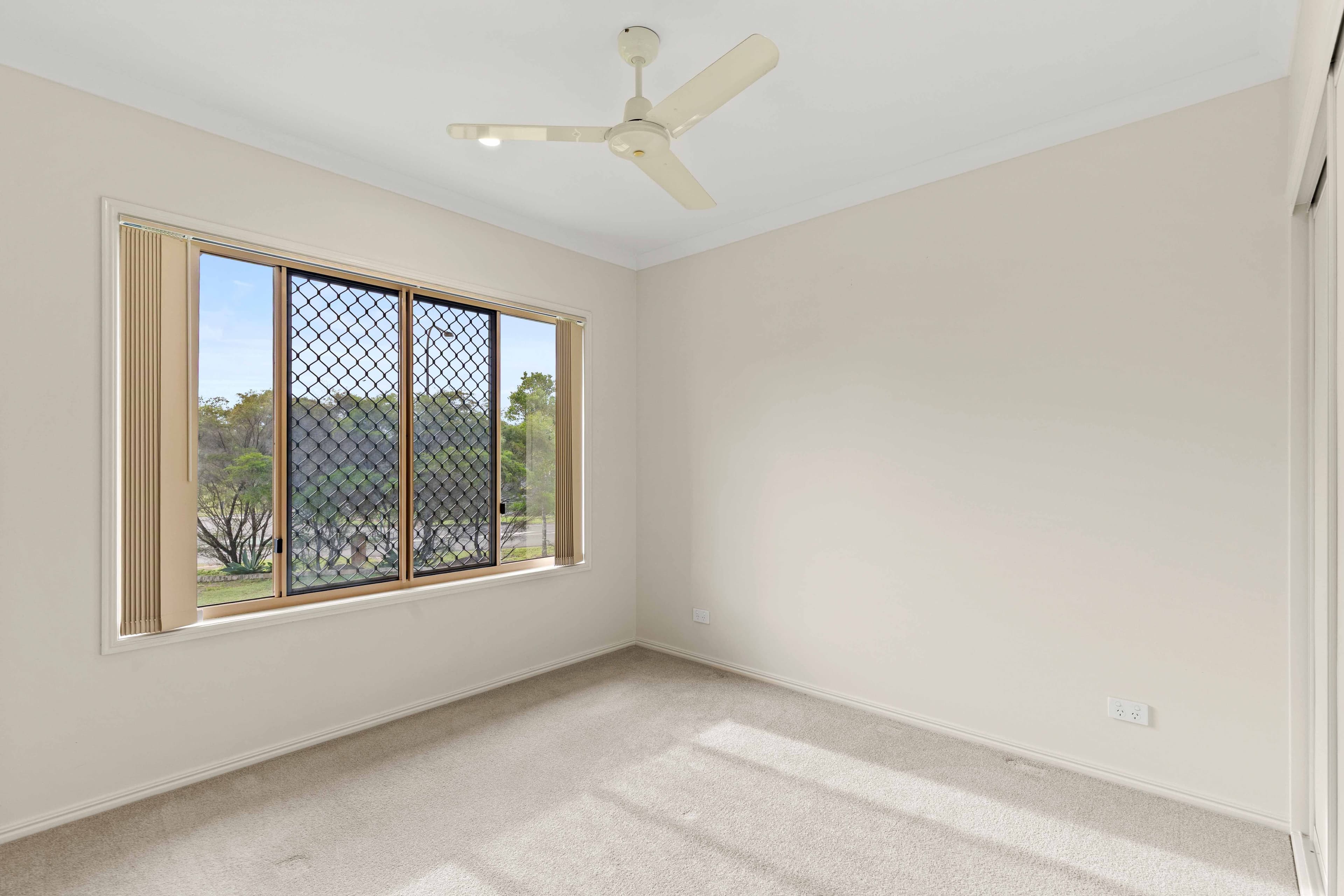 1 Kingfisher Drive, Oakhurst QLD 4650, Oakhurst - Thumbnail 8