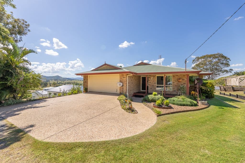 126 Kennedy Street, Kilcoy QLD 4515, Kilcoy - Thumbnail 2