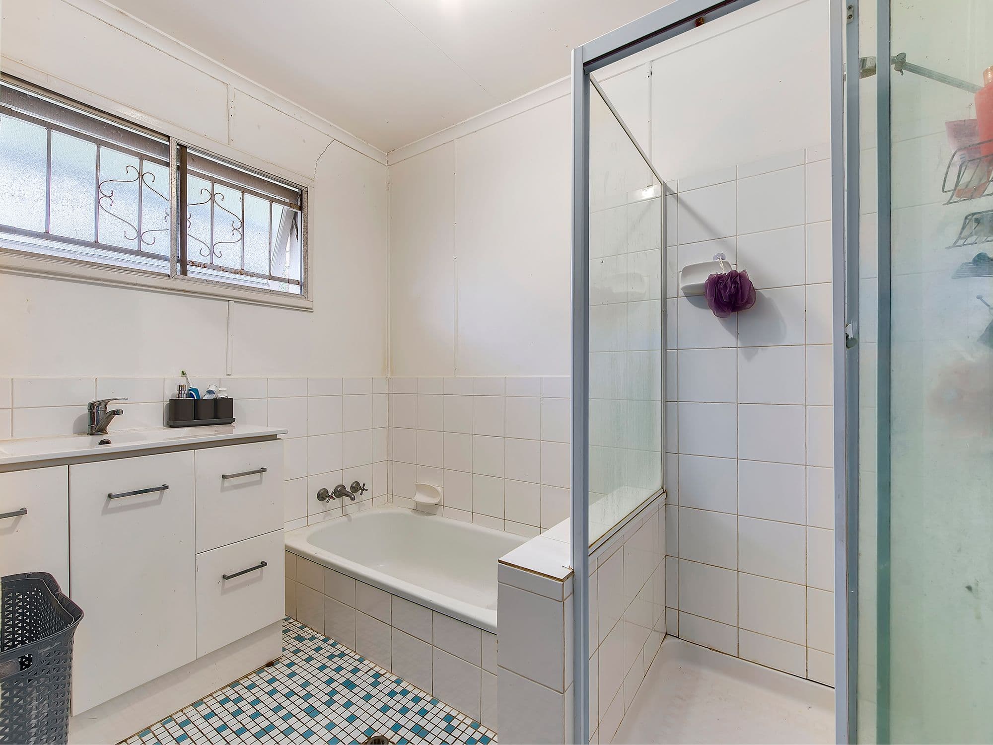 4 Gemalla Street, Stafford Heights QLD 4053, Stafford Heights - Thumbnail 7