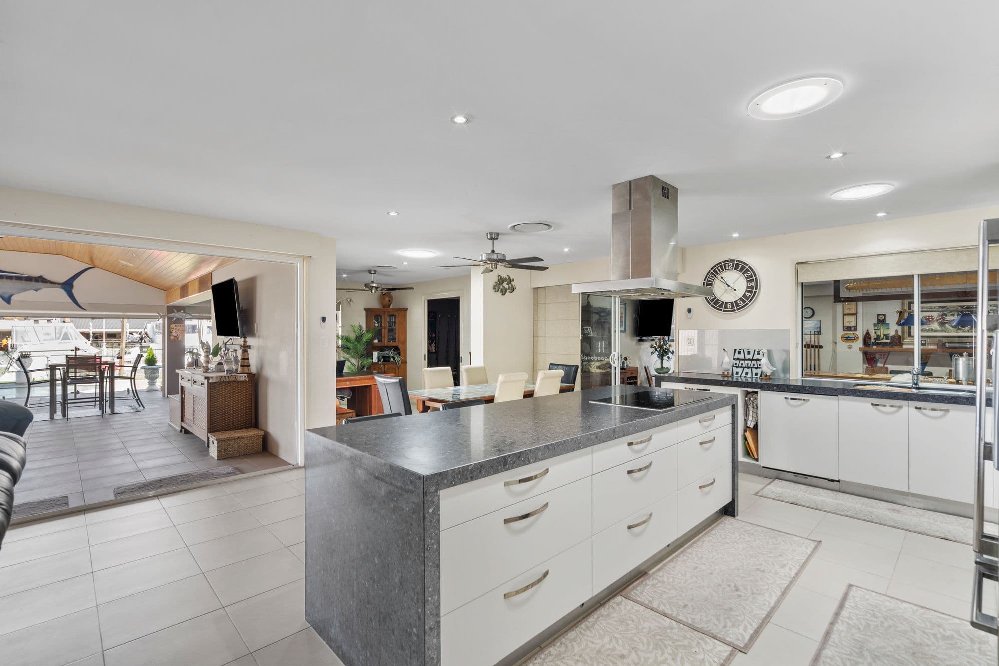 2 Bass Place, Paradise Point QLD 4216, Paradise Point - Thumbnail 6