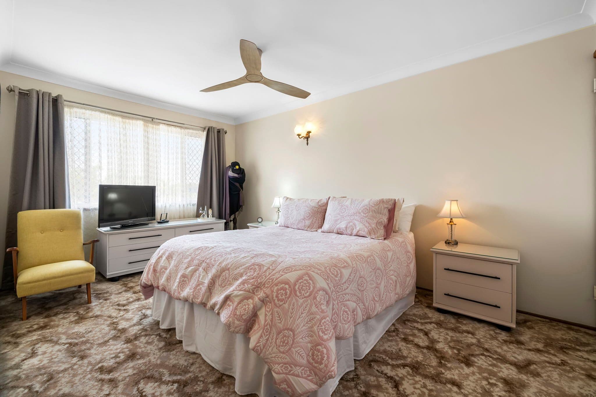 2 Glamis Court, Carindale QLD 4152, Carindale - Thumbnail 5