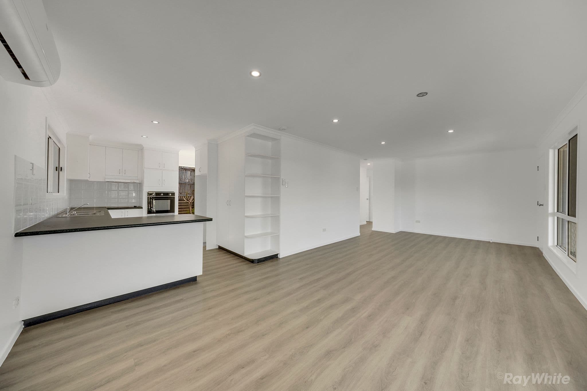 7 Beale Street, West Gladstone QLD 4680, West Gladstone - Thumbnail 5