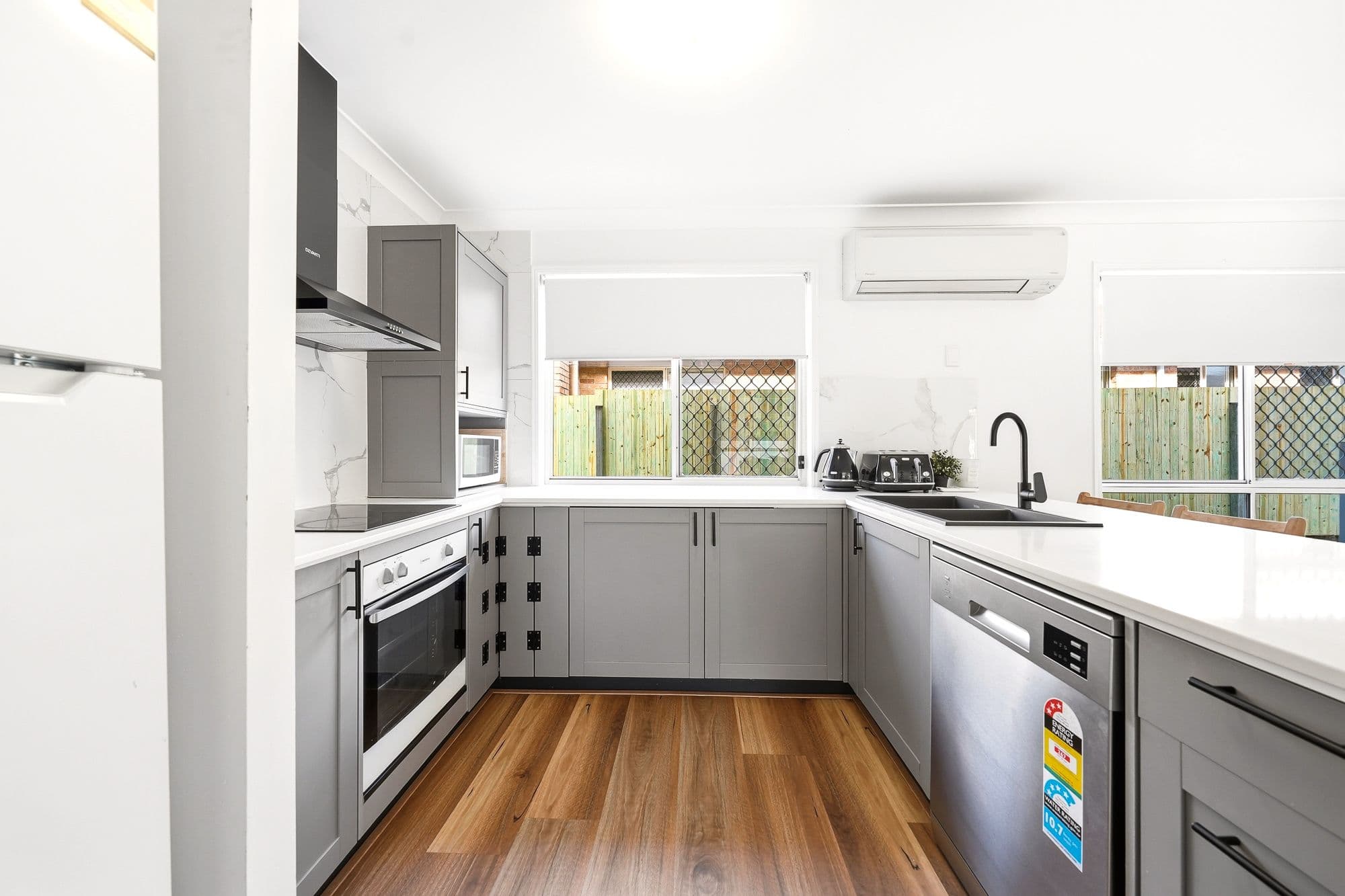 1 Leichhardt Avenue, Rothwell QLD 4022, Rothwell - Thumbnail 7