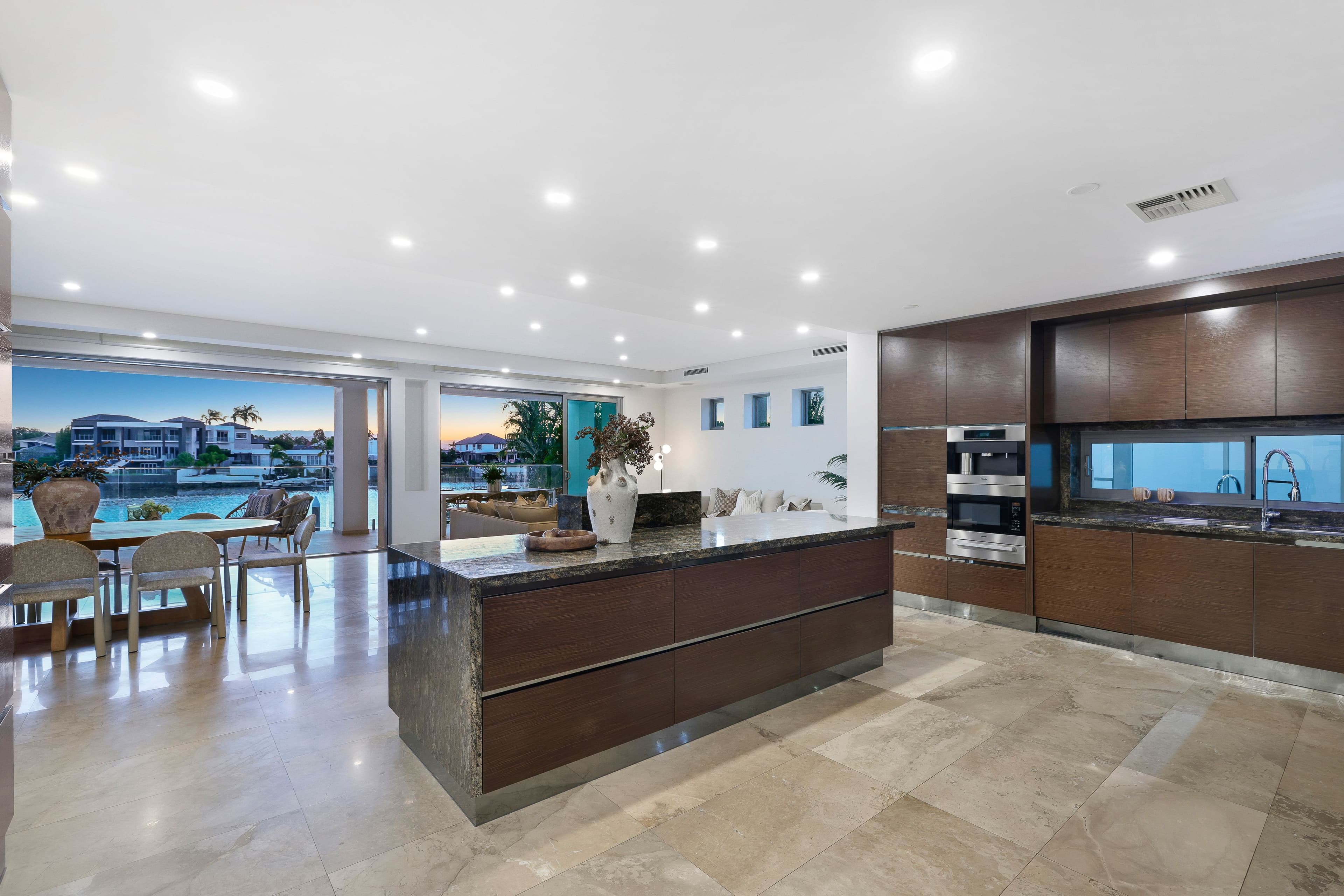 57 Sir Bruce Small Boulevard, Benowa Waters QLD 4217, Benowa - Thumbnail 8