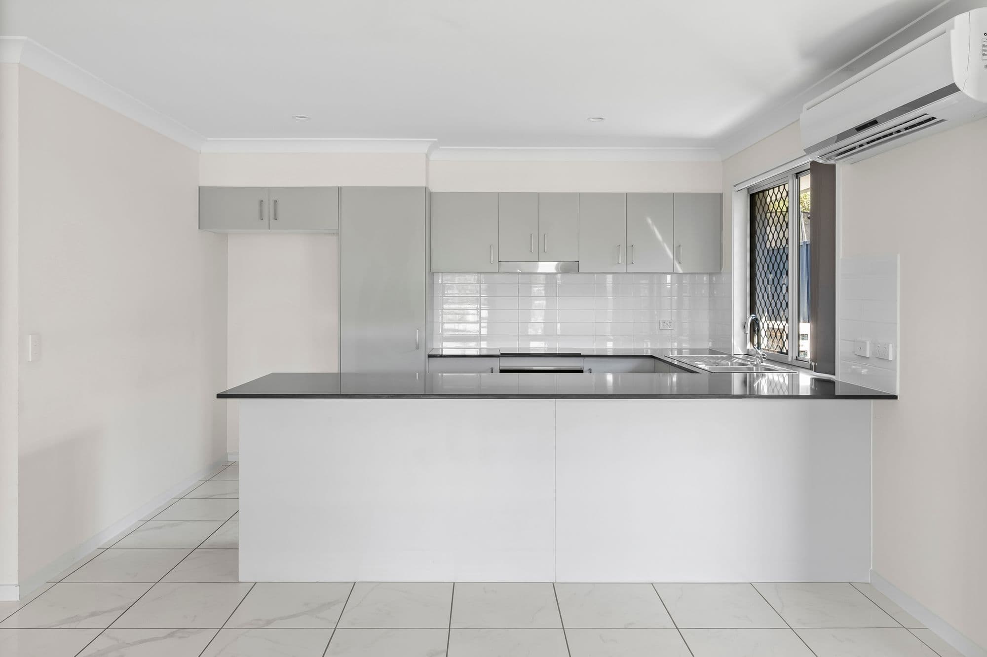 25 Christina Drive, Coomera Waters QLD 4209, Coomera - Thumbnail 6